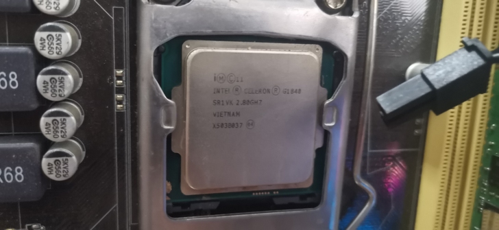 华硕b85 一体机主板 上置pcie不能用...