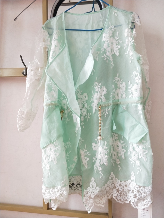 闲置全新蕾丝防晒衫