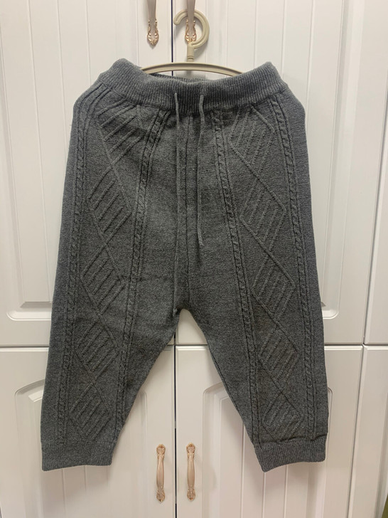 M码 针织裤 八成新 售出不退不换