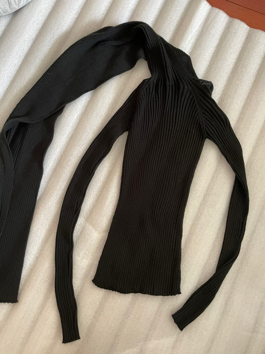 超长领子针织打底衫 暗黑小众 很多穿法 水...