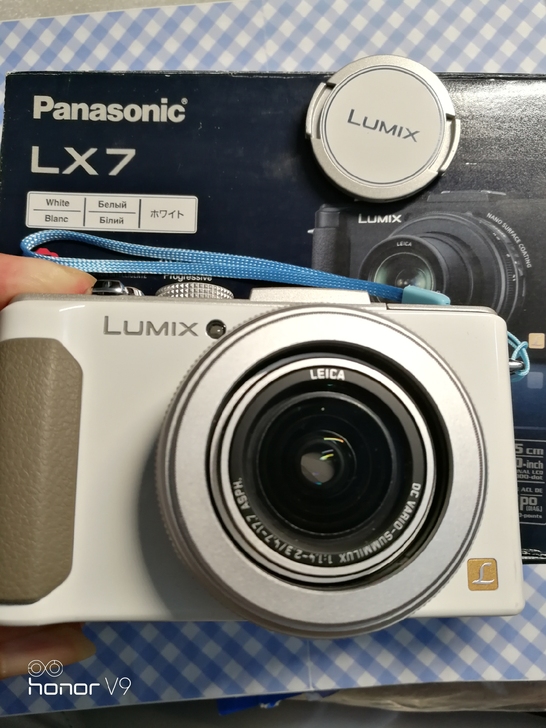 松下lx7相机。九九新