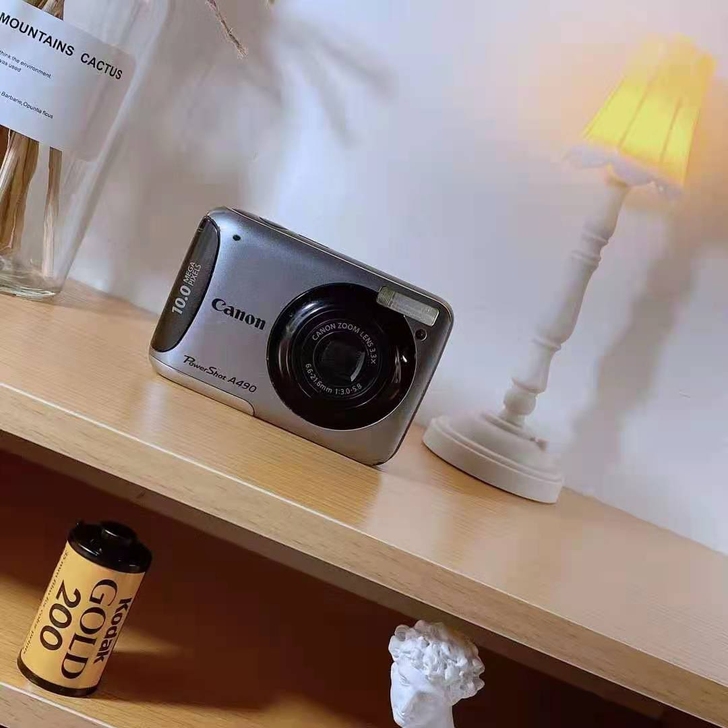 佳能    全新     拍人拍物绝绝子