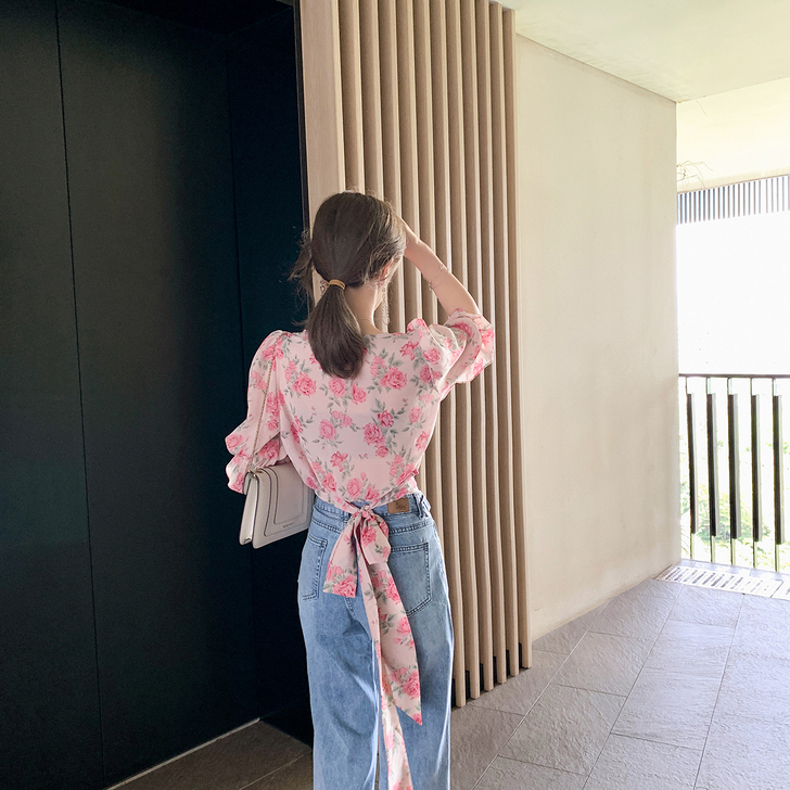 ByYou 2020夏季V领泡泡袖碎花雪纺...