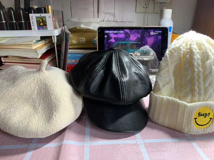 出闲置帽子 由于自己有刘海都没怎么戴过