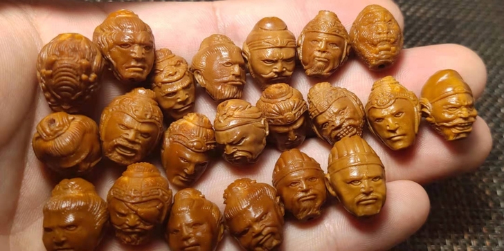 橄榄核雕刻,三国。