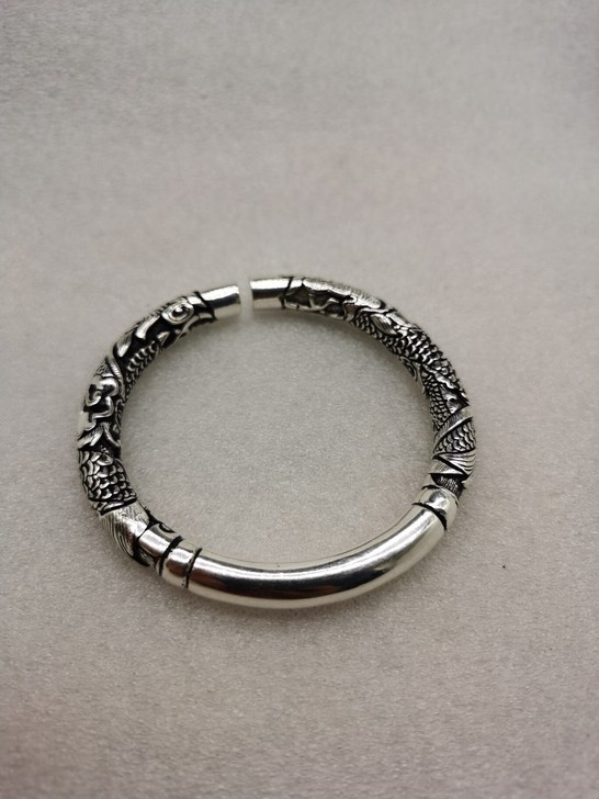 老藏银手镯精品老藏银手镯