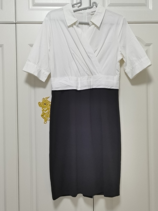 工装白色黑色连衣裙