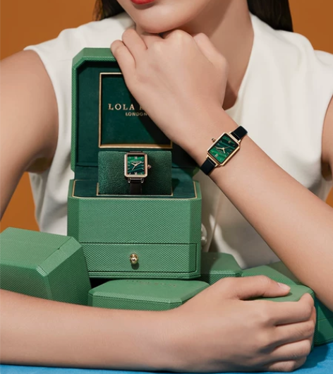 全新 正品 盒子没了便宜出 Lola Ro...