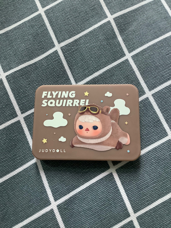 橘朵泡泡玛特联名高光和修容