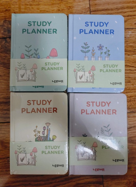 全新记事本，4本4色，