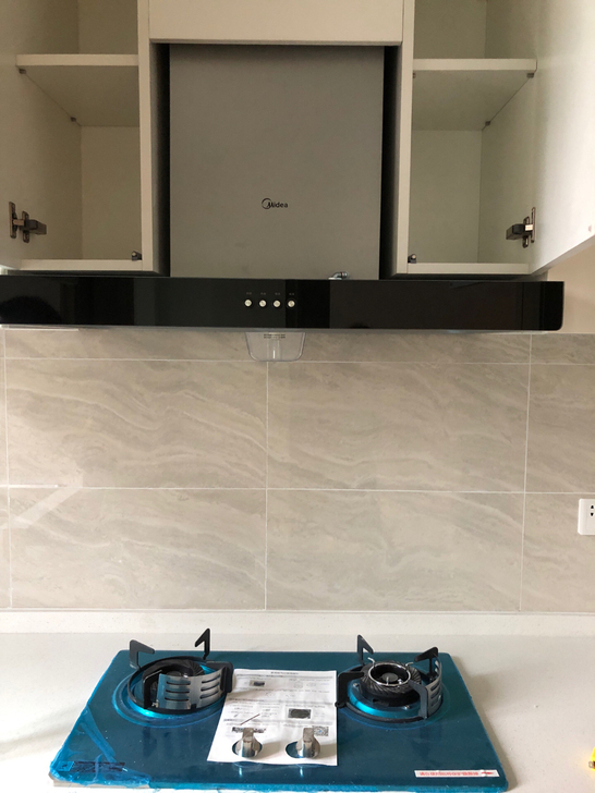 全新未使用一套出（油烟机型号：CXW-22...