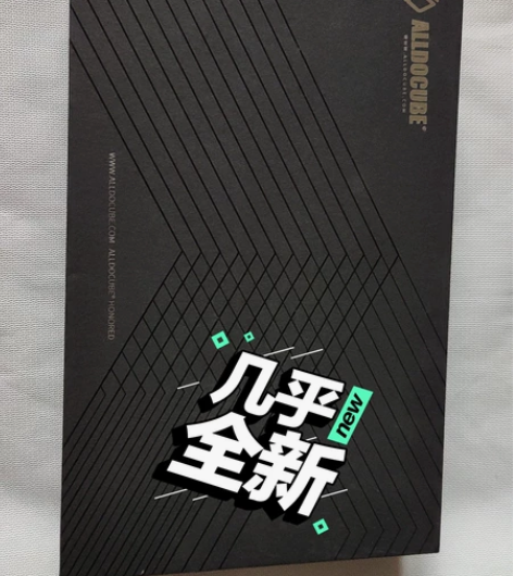 酷比魔方平板电脑,闲着不玩了,几乎新的,有轻微使用,所有功能... 酷比魔方平板电脑,闲着不玩了,几乎新的,有轻微使用,所有功能...