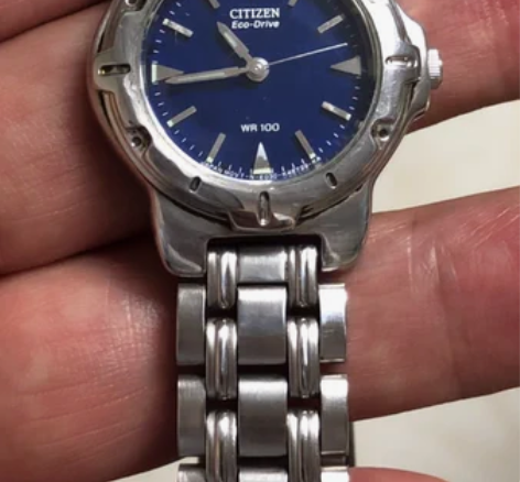 西铁城光动能女表： 走时精准、全部原装、成...