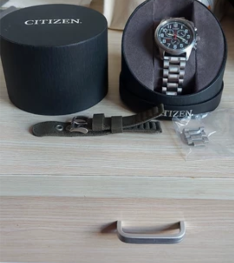 西铁城小三针光动能原装正品手表，表冠40m...