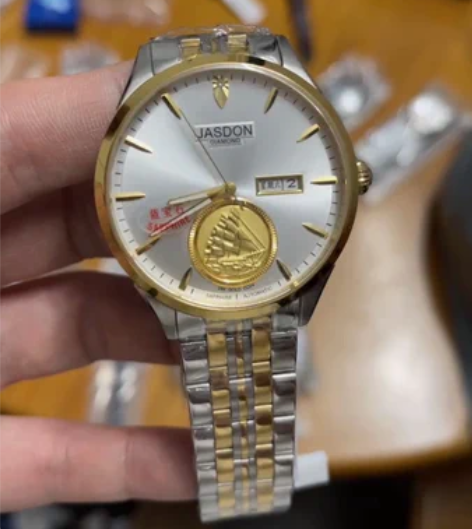 全新机械表，18k金帆船，底盖刻有一帆风顺...