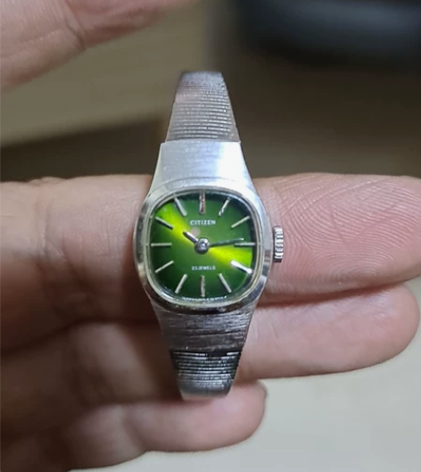 日本回流 西铁城女表 表径1.8厘米 感兴...