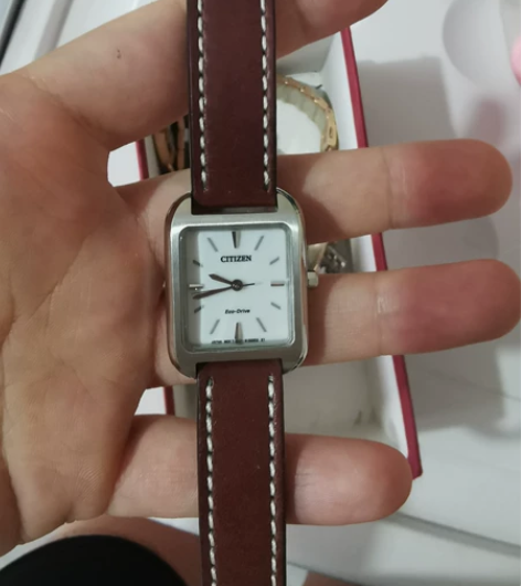 正品Citizen西铁城手表女方表盘简约棕...