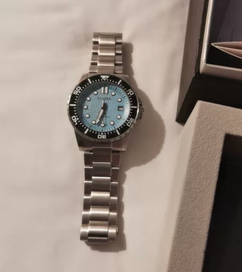 Citizen Me彩 西铁城手表 带了一...