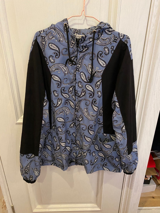 烦恼的Octopus 日系潮牌腰果花冲锋衣...