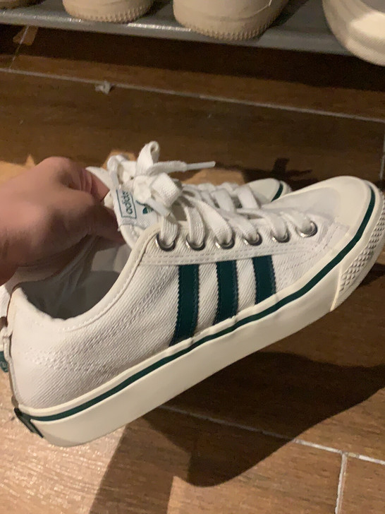 阿迪达斯板鞋 正品 购于韩国 特别好看 没...