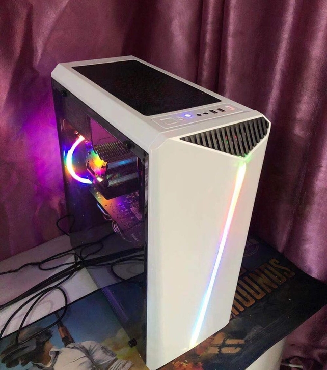 个人闲置高配电脑主机 台式电脑 98新i7...