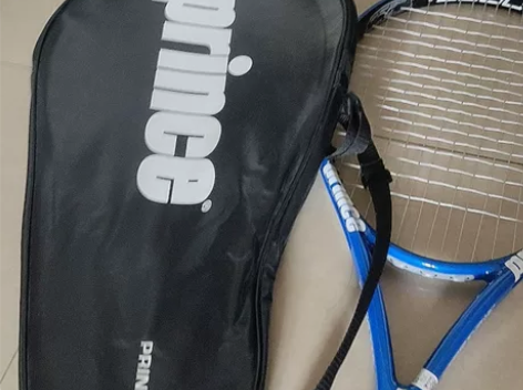 出prince网球拍 为了大学体育课买的，...
