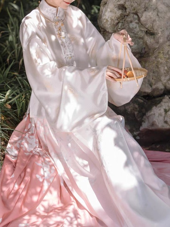 远山乔汉服 【千树梨花】 明制对襟立领上衫...