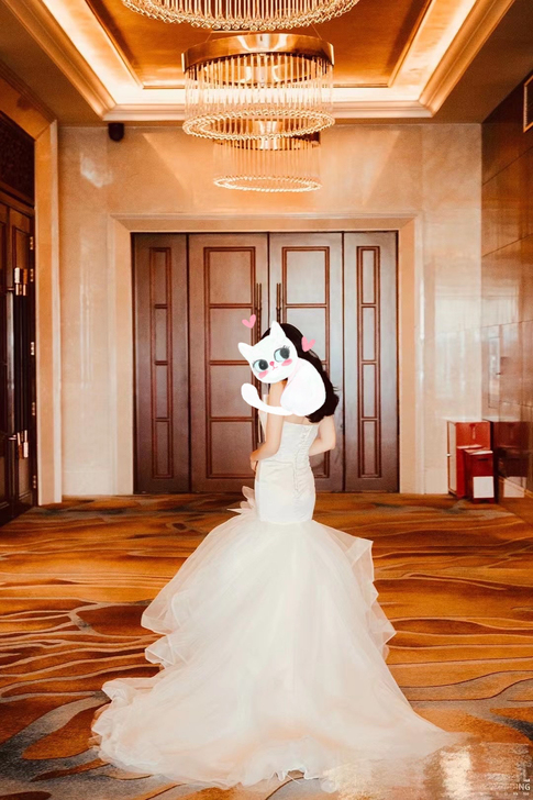 8月3号婚礼当天穿了下，诚意出售。本人个子...