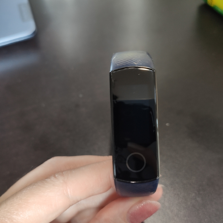 荣耀手环5    无nfc版