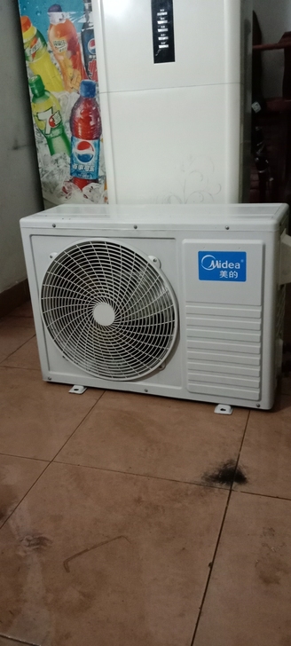 美的2匹柜机，生产日期2019年10月，附...