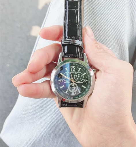 石英手表直播送粉丝的福利剩下的50多个数量...