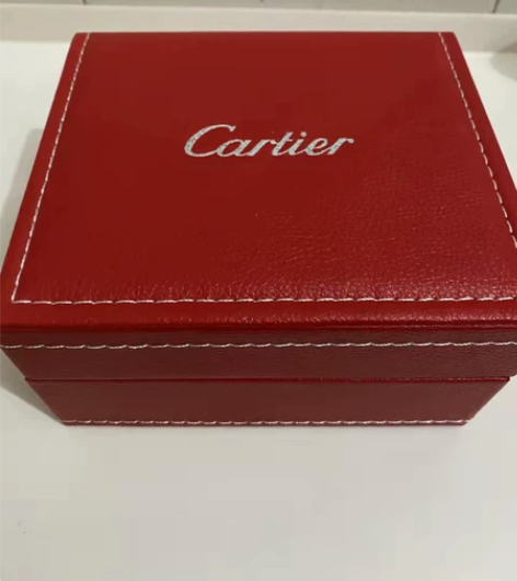 卡地亚手表原包装盒,发票鉴定证书都有,有实...