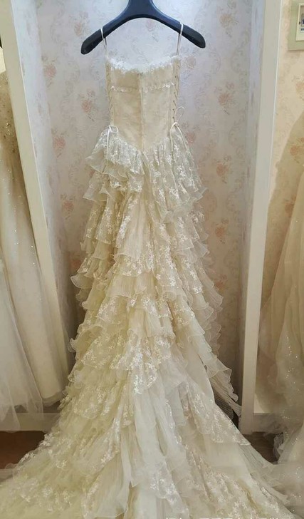 森系超长拖尾婚纱