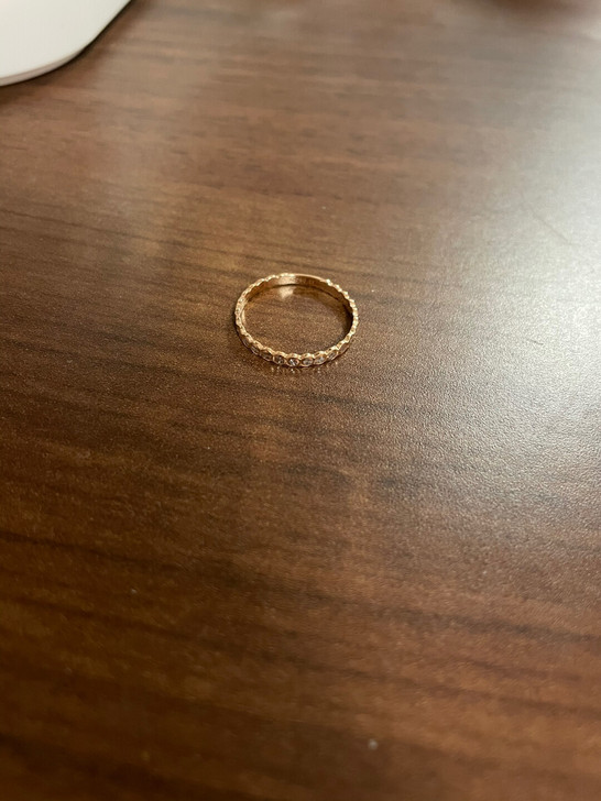 六福珠宝 玫瑰金戒指 11号圈 0.9g左...