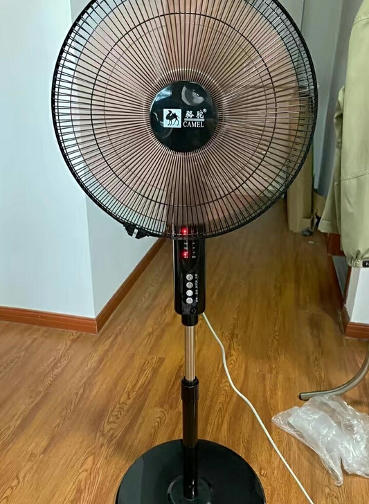 特价清仓18台大风力电风扇16寸语音控制风...