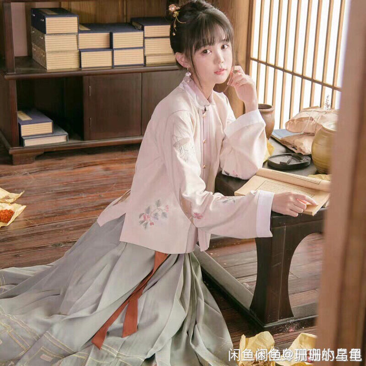 远山乔【本草集】对襟立领对襟上袄m，基本全...