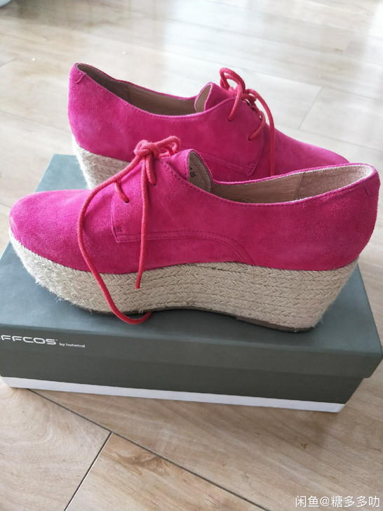 热风羊皮松糕鞋女坡跟单鞋