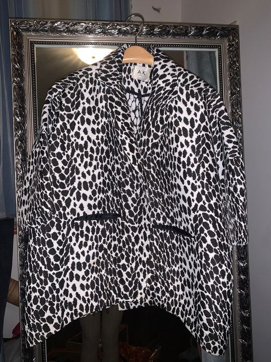 太久没整理衣柜了 这次出一些闲置