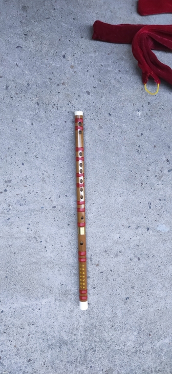 单插孔笛子，华声牌竹笛，全新宝贝，现有G调...