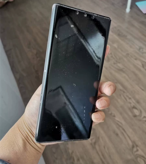 华为mate30pro8+256  4G版...