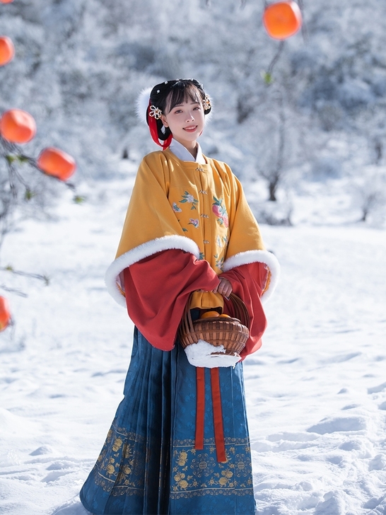 【海棠私语】汉服冬装黄色半袖s码