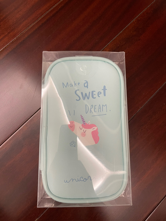 大容量笔袋(独角兽)全新