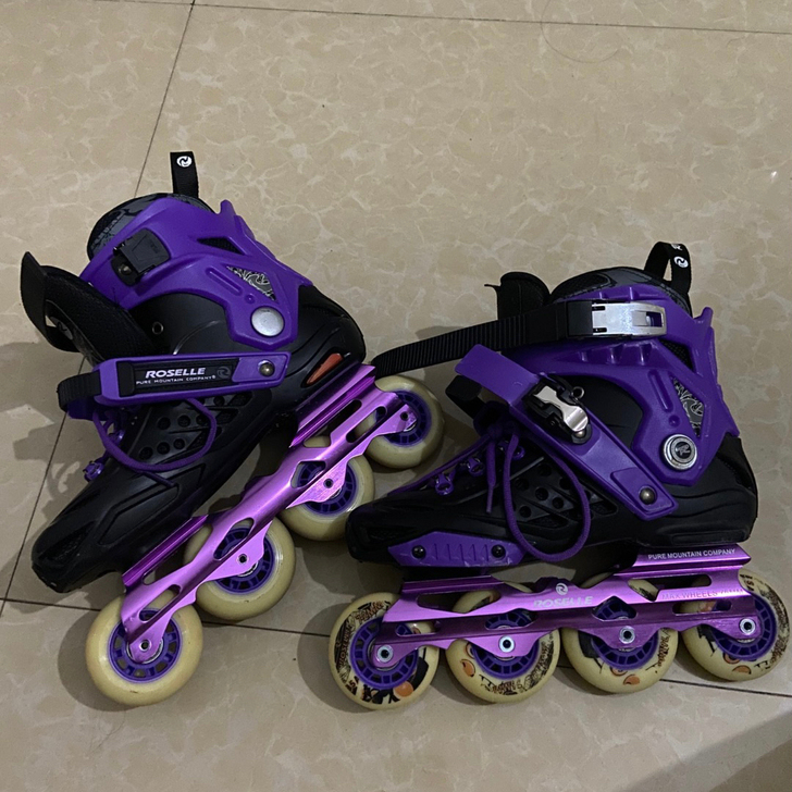 闲置溜冰鞋39码~大学加入社团时买的穿过五...