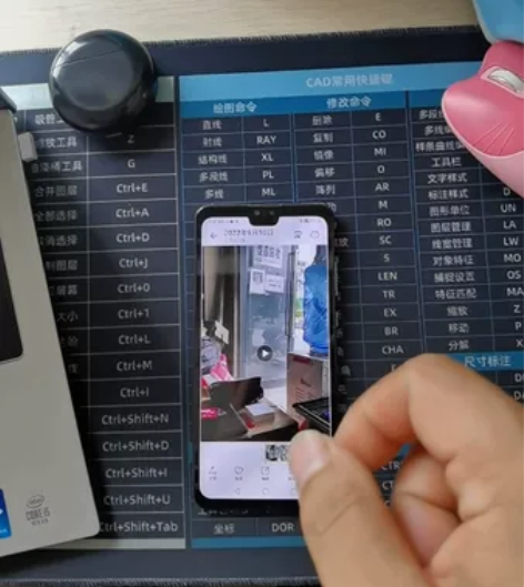 华为mate30 5G 图片是实物，8+1...