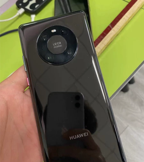 华为mate40Pro4G版 自用mate...