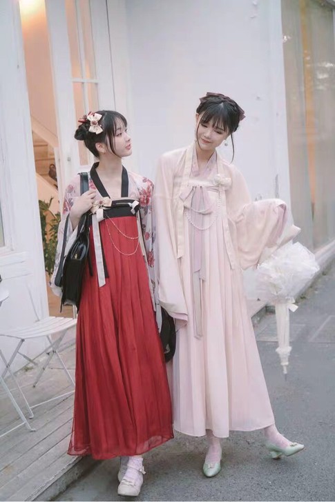 远山乔汉服【暗香疏影】广袖交领齐腰~送发饰~