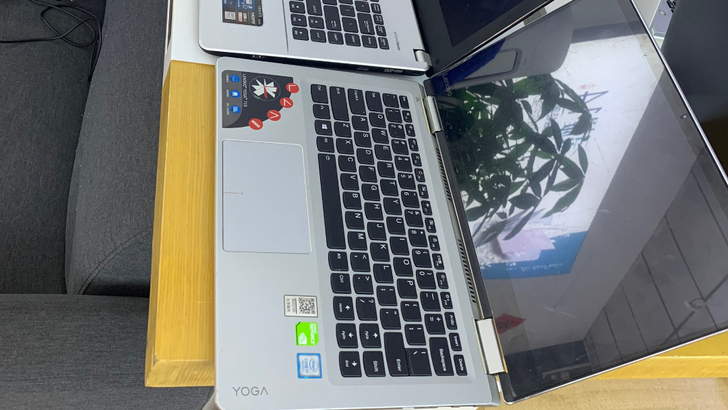 联想YOGA710-14ikb 原装9新！...