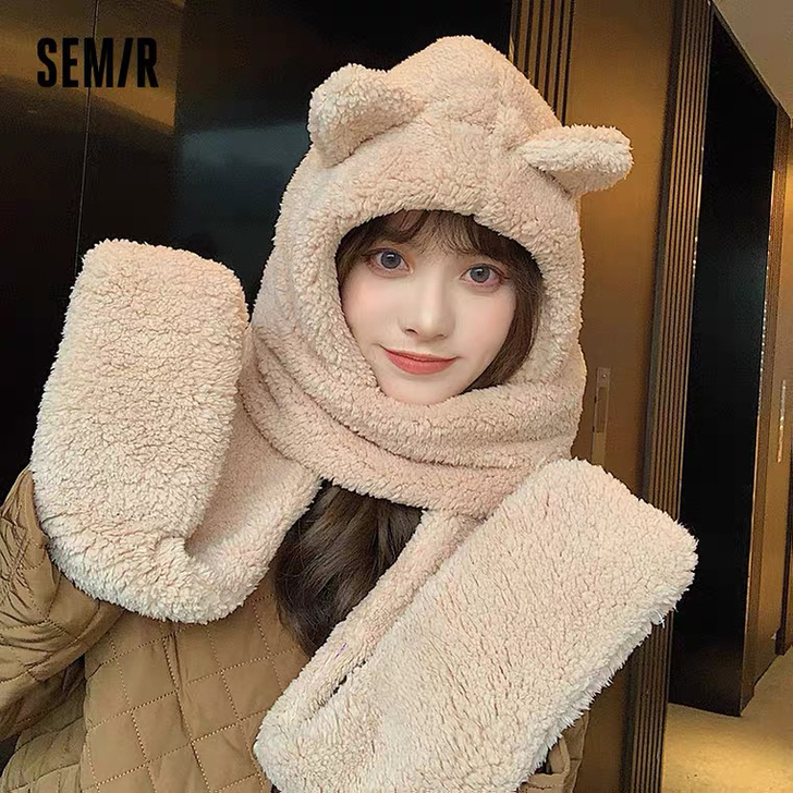 森马的一个小熊保暖帽  5元