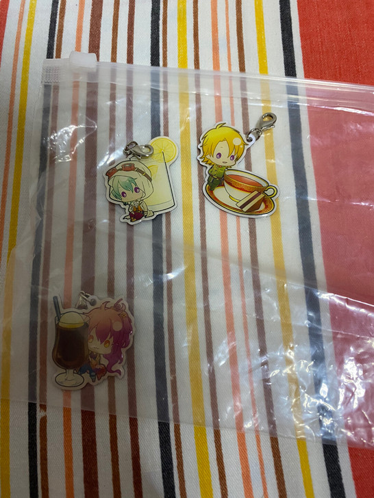 遥远时空中6 饮品挂件 25一个，琥珀不出。