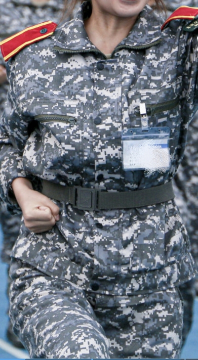 迷彩服，160，170军训作息服2套，几乎...